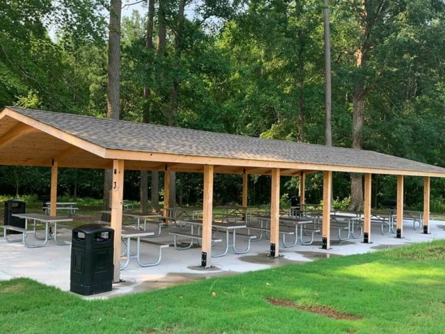 Woodstock Gallery Picnic Area