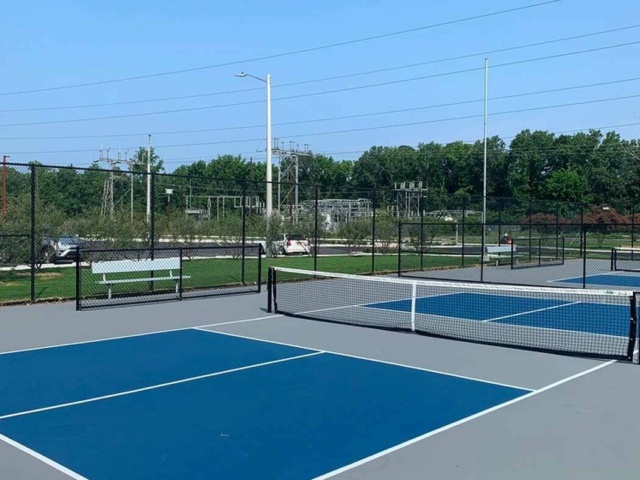 Woodstock Gallery Pickle Ball Courts